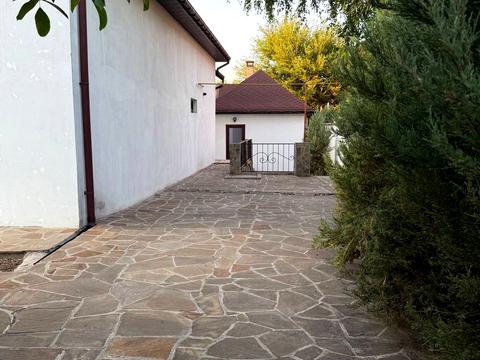 будинок за адресою Зарічна