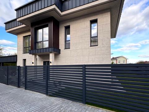 будинок за адресою Центральна вул.