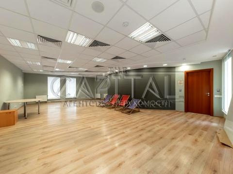 комерційна за адресою Дмитрівська вул., 94