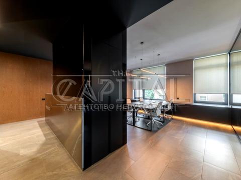 коммерческая по адресу Calle Dilova ул. (Димитрова), 1/2