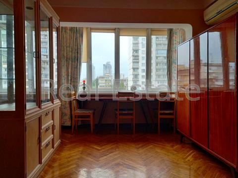 квартира за адресою Амвросія Бучми бульв., 1