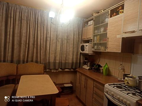 квартира за адресою Тролейбусна вул., 10