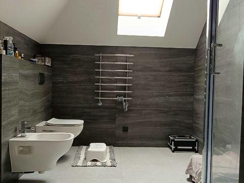 дом по адресу Центральна, 1