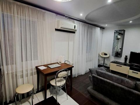 квартира за адресою вул. Лазурна, 4