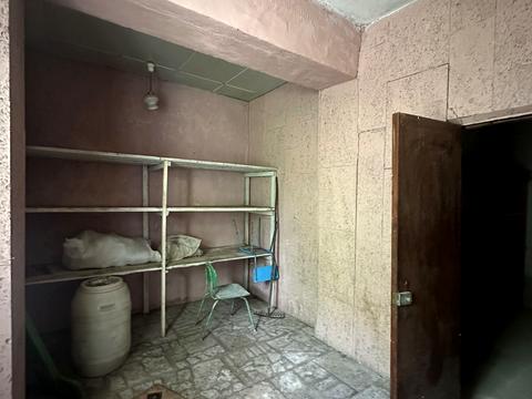 комерційна за адресою Миру, 7