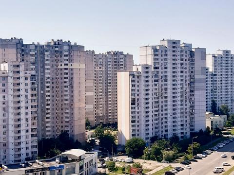 квартира за адресою Милославська вул., 18