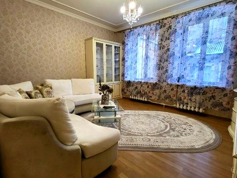 квартира по адресу Толстого Льва пл., 4