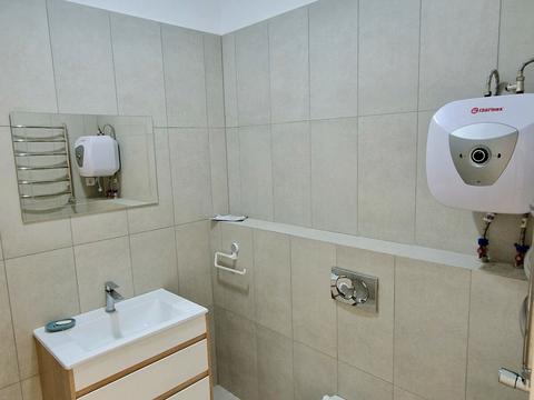 комерційна за адресою Стрийська вул., 108