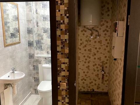 комерційна за адресою Західна вул., 2