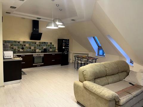квартира за адресою Середньофонтанська вул., 19б
