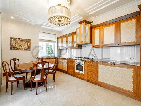 будинок за адресою смт. Козин, Старокиївська вул.