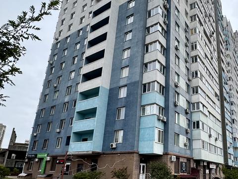 квартира за адресою Рональда Рейгана вул., 40