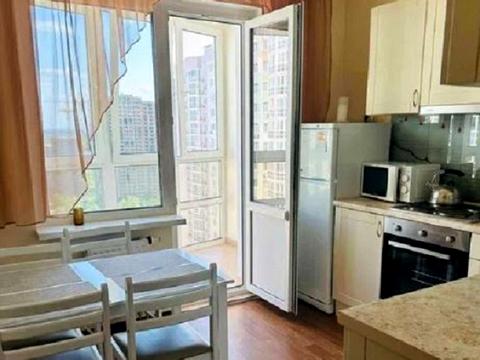 квартира за адресою Бориса Гмирі вул., 18