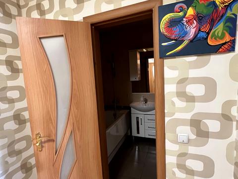 квартира за адресою Анни Ахматової вул., 35-А