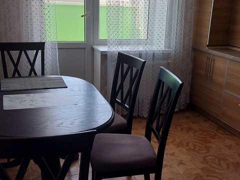 квартира по адресу Михаила Лушпы просп. (Космонавтів), 5 к28