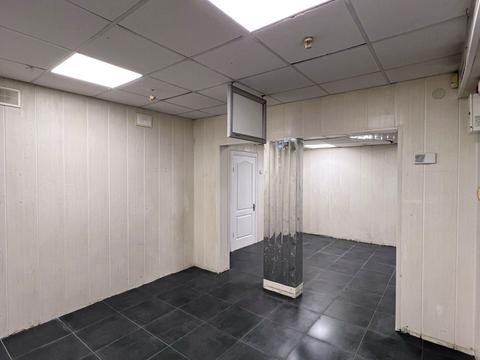 коммерческая по адресу просп. Леся Курбаса, 1 к2