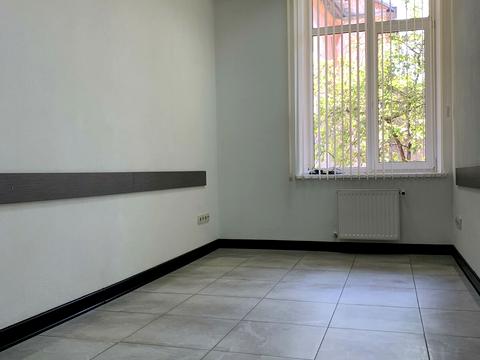 коммерческая по адресу Героев Майдана ул. (Червоноармейская), 31