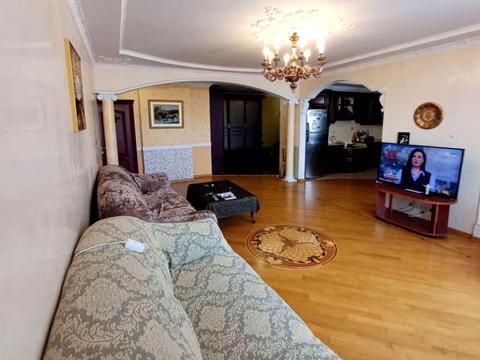 квартира за адресою Миколи Бажана просп., 1-М