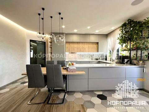 квартира по адресу Олександра Хіри ул., 5
