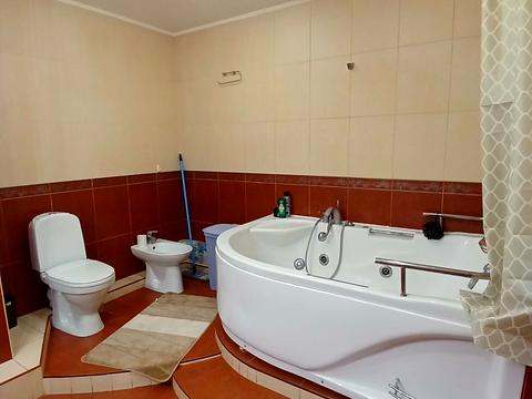 квартира за адресою Анни Ахматової вул., 43
