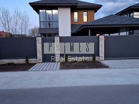 дом по адресу Академическая ул.