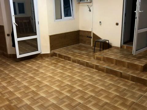 комерційна за адресою Почайнинська вул., 57/59