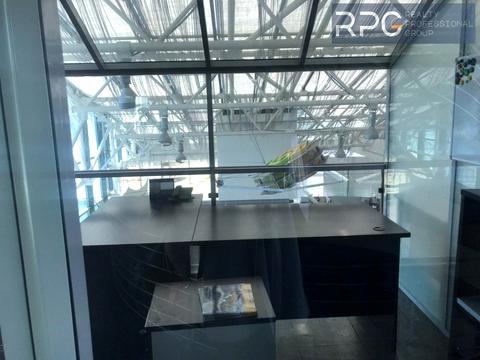 комерційна за адресою Басейна вул., 4а