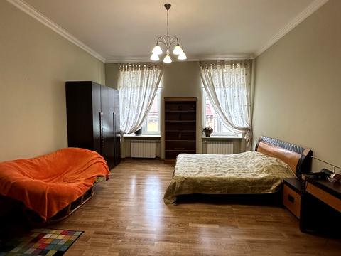 квартира за адресою Вавілова Академіка вул., 5