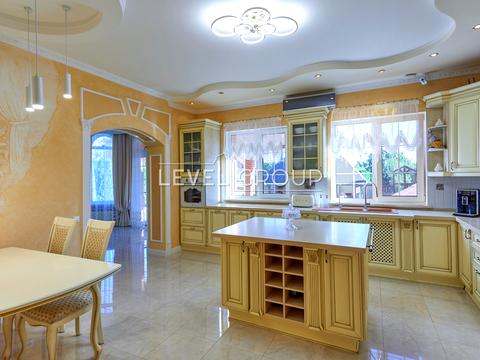 дом по адресу Лісова