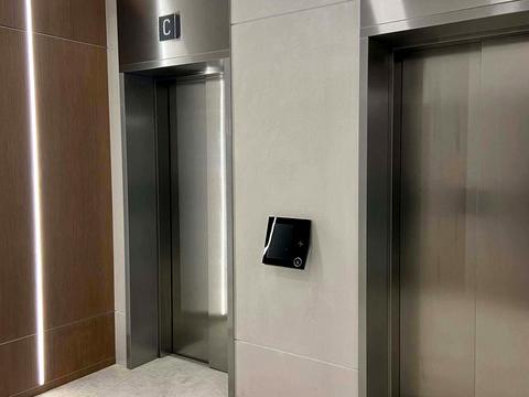 комерційна за адресою Зелена вул., 155