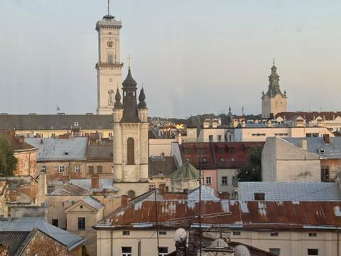 квартира за адресою Данила Галицького пл., 1