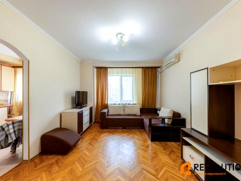 квартира за адресою Грушевського вул., 15