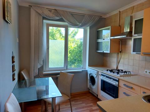 квартира за адресою Академика Королева, 64