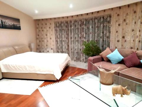 будинок за адресою смт. Козин, П'ятихатська вул.