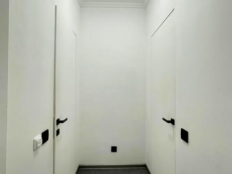 комерційна за адресою Лесі Українки бульв., 13