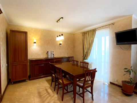 квартира за адресою Ревуцького вул., 5