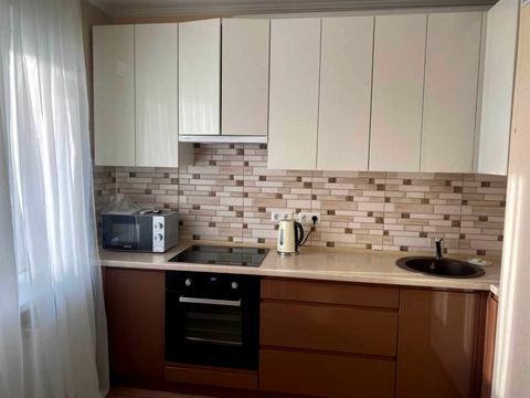 квартира за адресою Михайла Донця вул., 2-Б