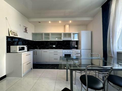 квартира за адресою Василя Симоненка вул., 5-А