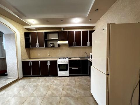 квартира за адресою Зодчих вул., 34