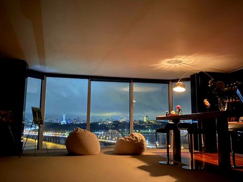 квартира за адресою Павла Тичіни, 2