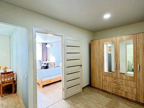 квартира за адресою Академіка Глушкова просп., 42