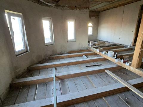 будинок за адресою Івасюка