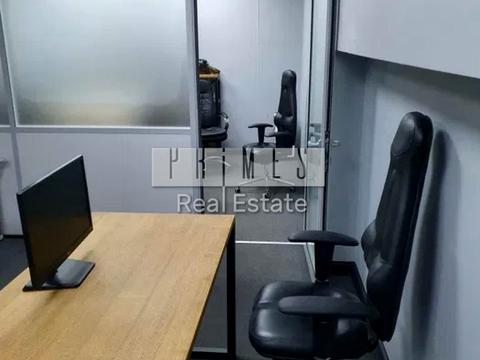 комерційна за адресою Інститутська вул., 22/7