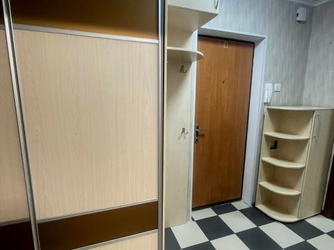 квартира за адресою Шкільна вул. (Героїв Сталінграда), 25