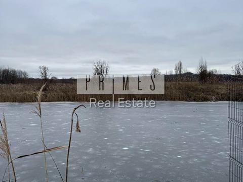 участок по адресу Старі Безрадичі