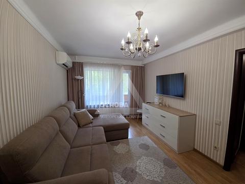 квартира за адресою Шкільна вул. (Героїв Сталінграда), 18