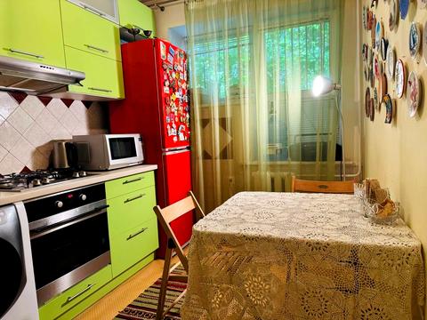 квартира за адресою Почайнинська вул., 13/9