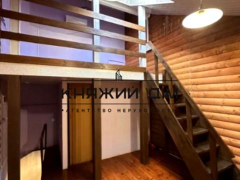 комерційна за адресою Михайлівська вул., 21