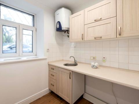 комерційна за адресою Івана Франка вул., 29