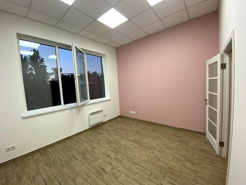 комерційна за адресою Академіка Заріфи Алієвої вул., 61